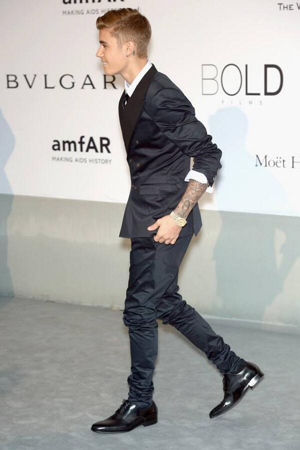 BIELEVERSS's tweet photo. OHHH YEAAAHHHHHHHHHHH @justinbieber - http://t.co/rvdwodGp5T