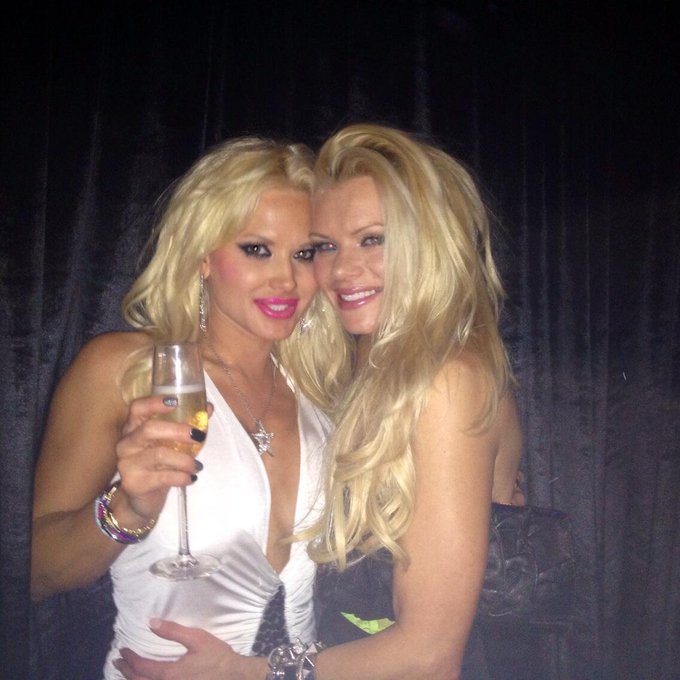 Buffy bday party http://t.co/2qUWMZbQt5<a href="/tag/onlyfans"class="tags"><span>#onlyfans</span></a>