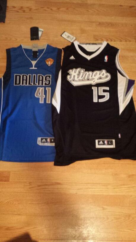 uiucjerseys's tweet image. For sale. $30 each or both for $50. FREE shipping. #UIUCjerseys