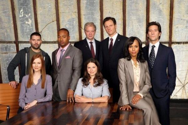 Essential_TV's tweet photo. SCANDAL is like a well written pop song. Very familiar but a few twists and unexpected turns #essentialTV @ScandalABC http://t.co/X2ijrmwSui