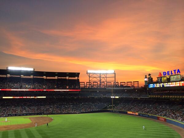 ablizabeth's tweet image. Sunset over Turner Field @spann #GOBRAVES #ThisIsWhyWeChop
