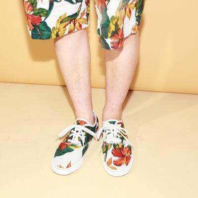 choki2_webstore's tweet image. 本日の新商品のご紹介！
総柄のスニーカー(^O^)☆
ガラ～めっちゃ可愛いです♪これからの季節にピッタリ～
ぜひチェックしてね～★★
chokichoki.net/product/2140