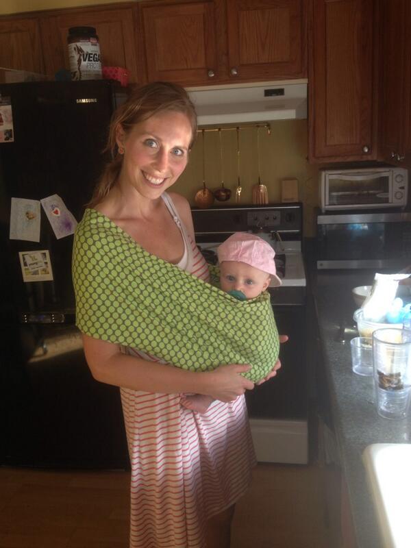 MRoach23's tweet photo. Two good looking girls! #roachfam http://t.co/IOukhNBlno