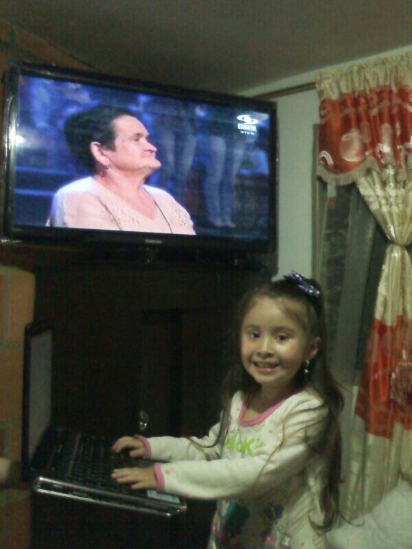 c4j140's tweet photo. #ViendoYoMeLlamo http://t.co/p0uwWnhrM1