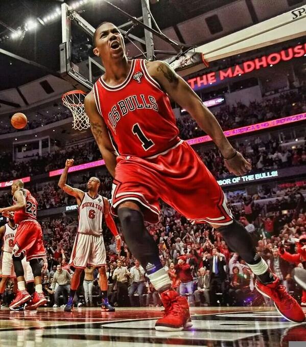 picknrollbrand's tweet photo. Los Bulls de Derrick Rose! #ChicagoBulls http://t.co/wBnKVTGo6C
