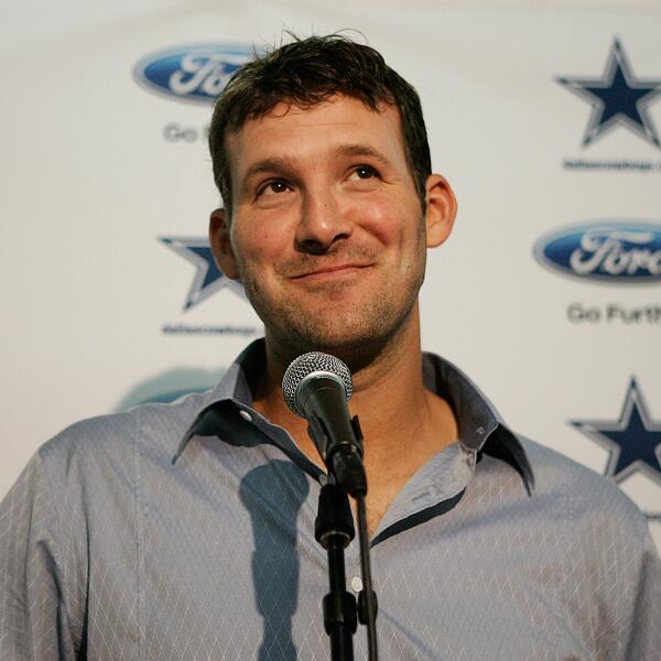 richythekid's tweet photo. “@nfl: Tony Romo one of the Top 10 QBs in the game RIGHT NOW?

NFL experts say... http://t.co/0qtFo1FCKj http://t.co/hfPppLxJtg” @33jhova33