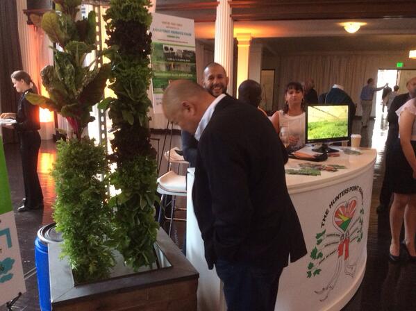 EVOFarm's tweet photo. Thanks @REDF_CA for hosting #aquaponics #social-enterprise #REDFexpo #growyourfood http://t.co/QjvfSiKWQN