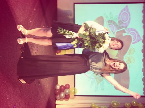 Alesechka__'s tweet photo. Надюха!!! Поздравляю!!🎊🎈🎈🌷🌸 http://t.co/KtELTgP20E