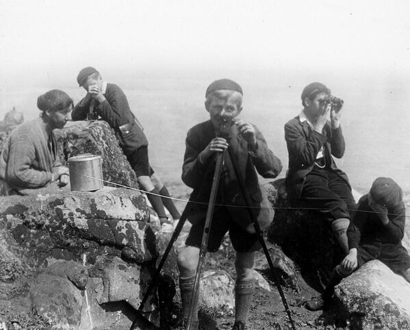 NLIreland's tweet photo. I spy with my little eye, something begining with...F. It's Friday! http://t.co/mQwyVA5fkA