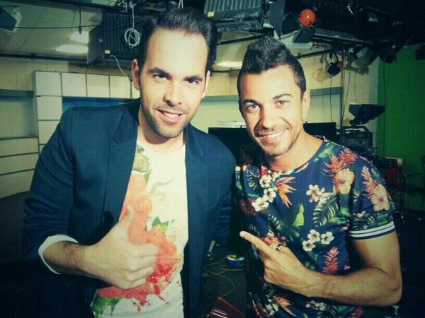 Sergio_Ovejero's tweet photo. Acaba de visitarnos el tocayo @Sergi0Contreras antes del concierto de esta noche!Un placer como siempre! @TeleBilbao http://t.co/btDFtumIsz