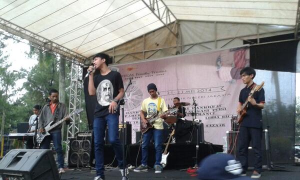 DOUBLEYOU tweet media