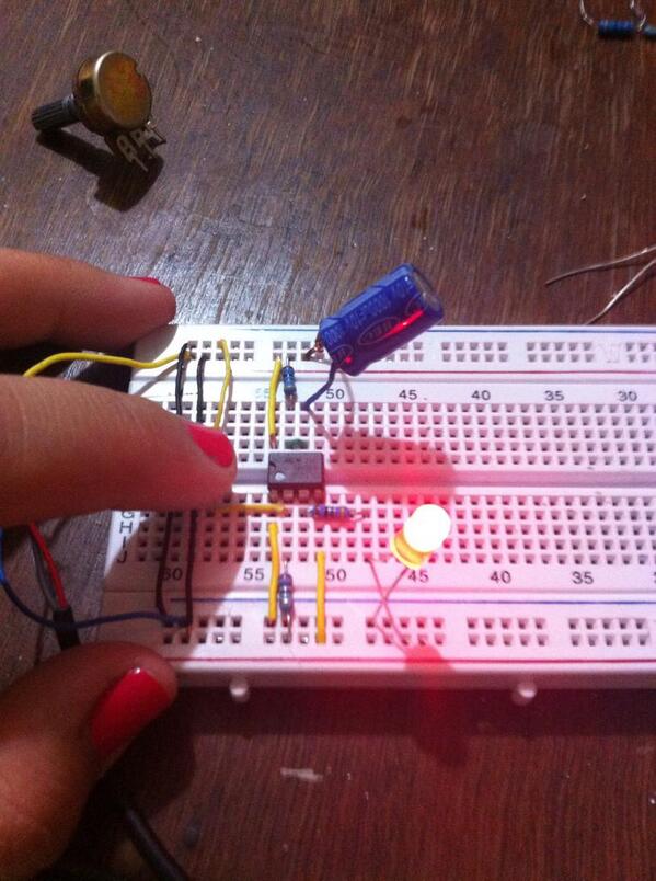 Danielacoro1251's tweet photo. Por fin me saliste malditoooo!! #timer555 http://t.co/YO4hAiUNsx