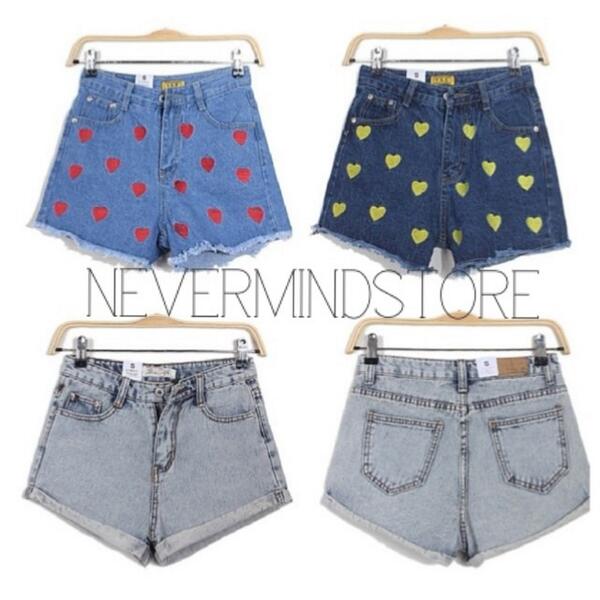 Hot pants kayak gini lagi ngehits banget lhooo......Yukkkk di order  

Pre order sampe 5 Juni ini