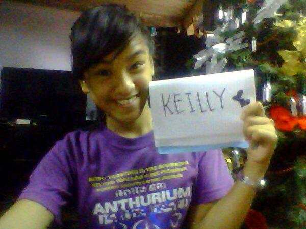 itsmekeeeilly's tweet image. may kalokalike sya hahaha ✌ #fs6