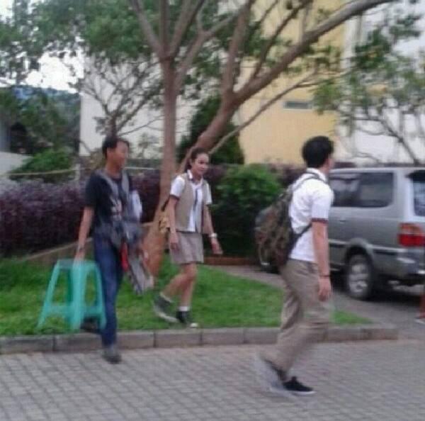 BilChel's tweet photo. Pasti seru nih! Moga2 cepet tayang :D RT @SCTV_CintaX2: Mau take :) #CintaX2 @BillyDavidson_ @michelleziu http://t.co/8tnUPQ3YR9