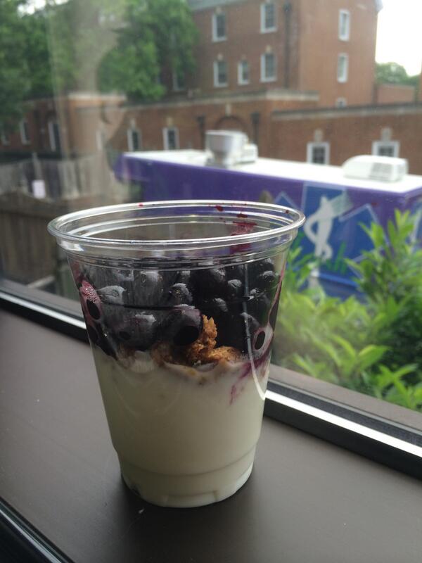 CodeFreshCentra's tweet photo. Parfait Diem - Blueberry, granola, yogurt or strawberry shortcake #foodnerds #getfresh http://t.co/twqPUHtyuL