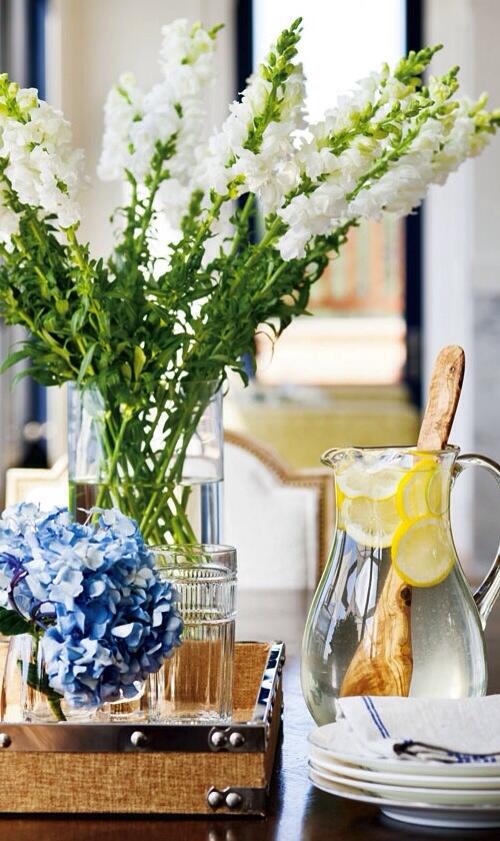 ManorIntDesign's tweet photo. Wishing everyone a bright + lovely weekend! Don't forget to pop by and check out our Spring Sale! #shoplocal #Toronto http://t.co/VVa3fPuaNp