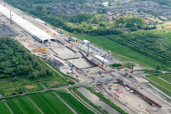 Loop morgen tijdens #DagvandeBouw als een van de eersten door landtunnel A4 Delft – Schiedam bit.ly/1gvofSn