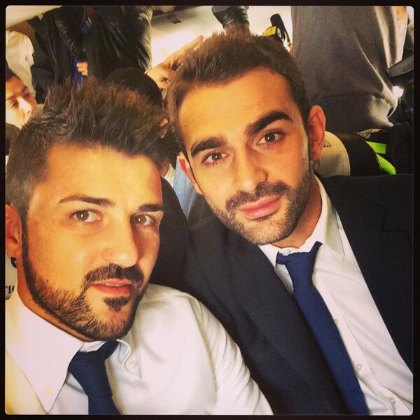 Guaje7Villa's tweet photo. Salida para Lisboa con @adrian7oficial #vamosatleti http://t.co/J19KHseRzk