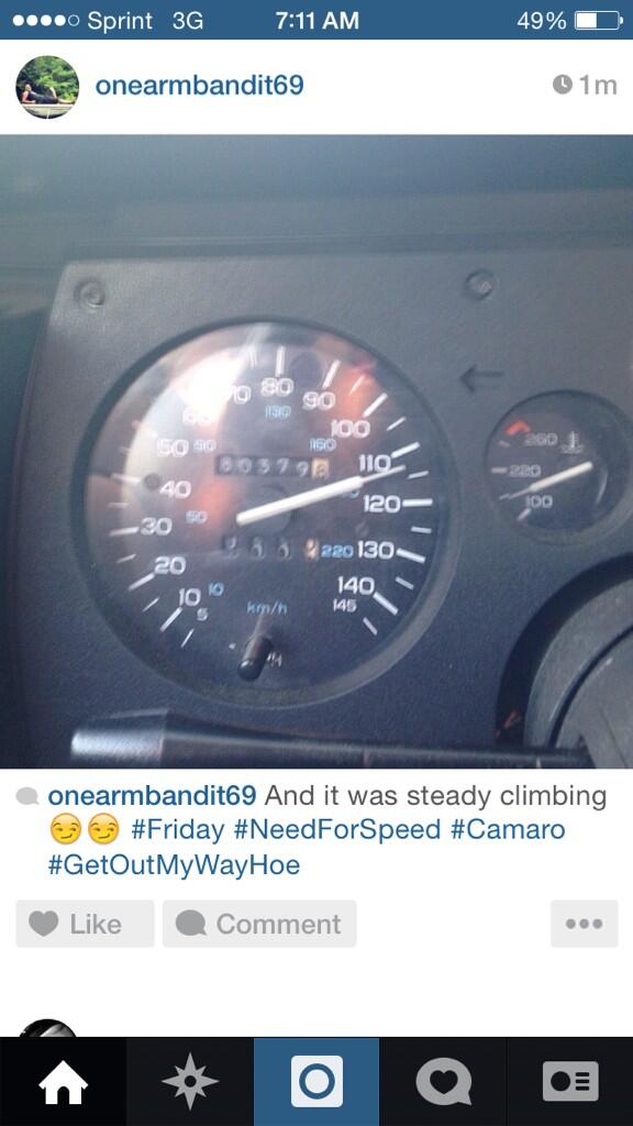 onearmbandit91's tweet photo. I'd save gas if I didn't drive like this everywhere 😂😂😂 http://t.co/WK3n5fsHYD