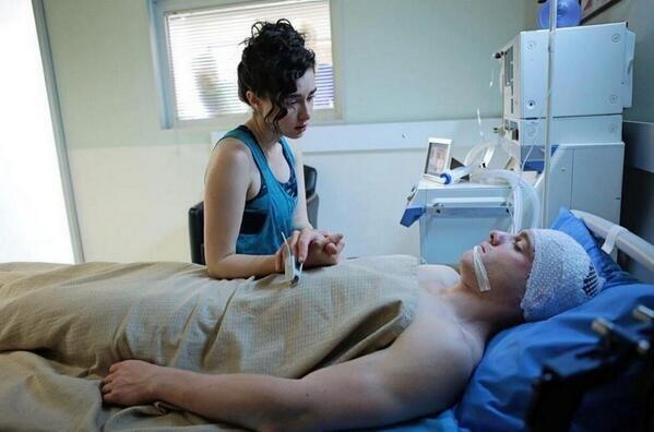 kiriimsayer's tweet photo. Hastane sahnesi http://t.co/cY58lqHxsM