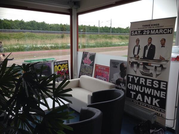 marcelswork's tweet image. Meeting at the EA Office @EssentialArtist with the sexyteam @Djeckman @nyandaBnL and @SexyEvents