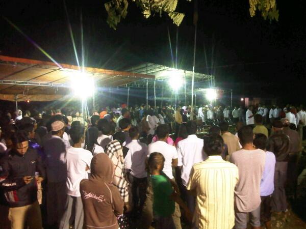 IndraJPiliang's tweet photo. Top! RT @uq_bau: bang IJP, pembacaan pernyataan sikap 1500 Relawan JKW-JK di Kab. Boalemo Gorontalo oleh Ketum #RGDJ http://t.co/nPf7qGxYSz