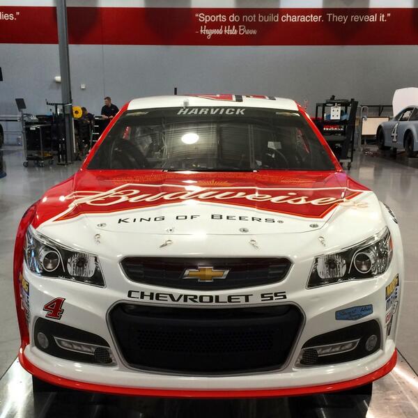 RodneyChilders4's tweet photo. Dover car is getting setup for next weekend.. Excited about going to the Monster Mileβ¦ ππ #monstertrophy http://t.co/g1vh0pSPYs