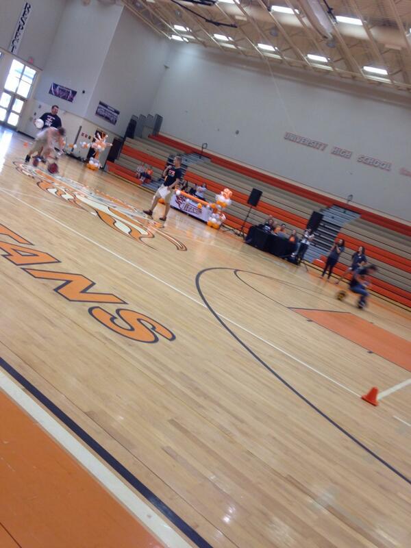 ChadGreen16's tweet image. Is Aaron the only person at UHS that can ride a trike 😂 #spooling #turbo