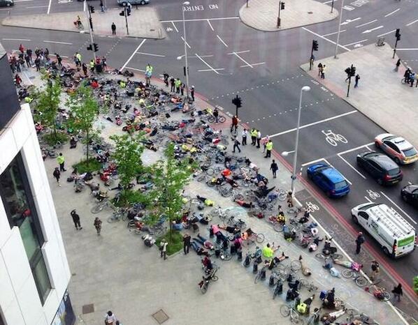 VICEUK's tweet photo. There's a fight going on to stop London's cyclists dying all the time: http://t.co/MkLprYxMcV http://t.co/Ft0hAKF1hd