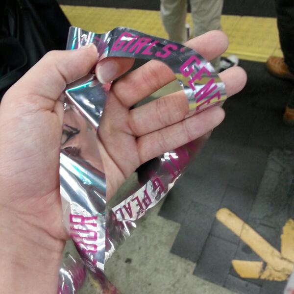 TWIwamotsu's tweet photo. ソシコンわず♡
生ソシ降臨ww
席遠いとか全く感じへんかった！
テテとシカ様以外は目あった♡
ユナとは明らかに5秒以上目あったなww
クレーンで近くに来た時、美しすぎてぶっ倒れそうになったw
ソシ最強やな♡
大切な思い出をありがとう！ http://t.co/oPoOPj4k1q