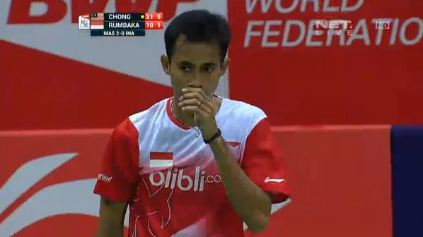 netmedia_info's tweet photo. Semangat Indonesia !!! Rumbaka vs Chong 10-21 / 1 - 5 #NETThomasCup http://t.co/88ejJhTu1C