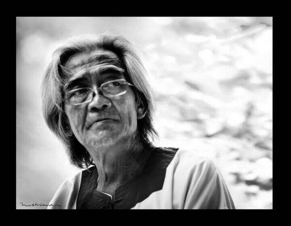 MpSmandaCirebon's tweet photo. Selamat Jalan Guru.. Jasamu tak mungkin terbalas oleh kami .. Sumbangsihku tak berharga namun keikhlasanku nyata.. http://t.co/lh43shDkuU