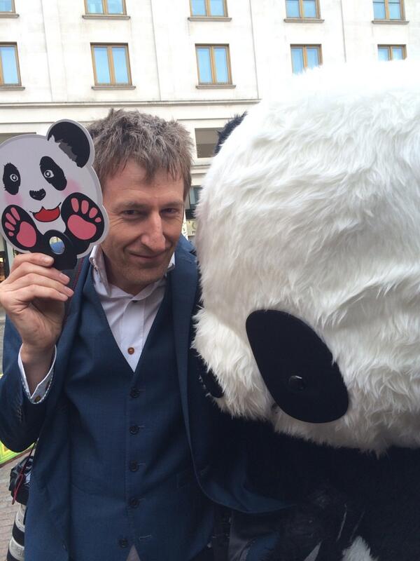 AllardycePiers's tweet photo. @Chengdu72 I have always wanted to go to China! http://t.co/0ssdcru0bG