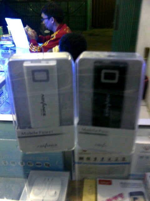 CLshoponline's tweet photo. #PowerBank #advance 5600mAh only 185rbu pin:2667CB99 @IklanOnlineShop @fjb_promo @InfoDalamTwitt @infobizID http://t.co/i02efsHuzP