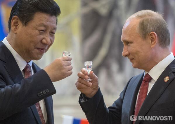 BoVMudvIgAAFGzK.jpg:large