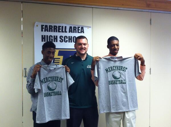 pa_kings's tweet photo. Chris @vegas24james and Ike @hoseajones3 with @MercyhurstNE Coach Gahan on signing day! #PAKingsFamily http://t.co/Ibg0G6kdyU