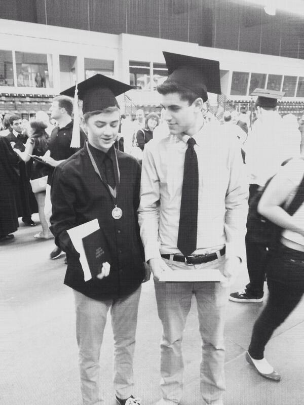 gilinsky_damn's tweet photo. Can you hear me crying http://t.co/7KDMJOdTI8