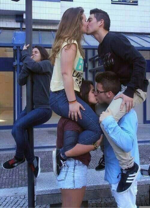 SapoWaperas's tweet photo. #EstoyOnFireCuando FOREVER ALONE. http://t.co/6RB5sEewOo