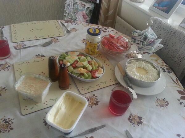 My Aunty Maureen makes lovely dinners :)