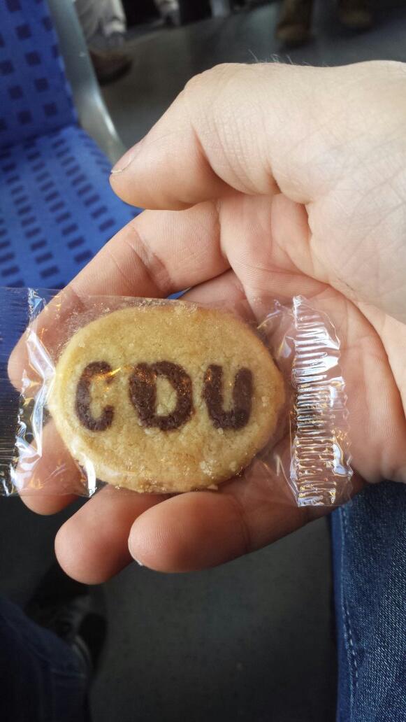shiptar's tweet photo. Die Kraft liegt im Keks. http://t.co/ynk0de3nrh