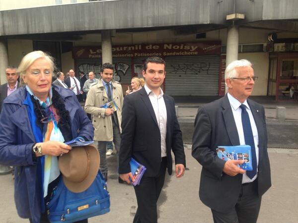 GeoffreyCarva's tweet photo. Visite du Quartier du Pavé Neuf avec Brigitte Marsigny et @Claude_Capillon colistiers de Seine-Saint-Denis ! @IDF2014 http://t.co/ZaGKGf6NDW