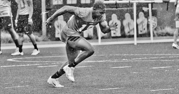 49ers's tweet photo. #NinersDaily recaps the week, plus shares a telling tweet from @JRtherealgoatJR.
READ: http://t.co/QrzeQGQnYF http://t.co/0nPolWhAdU