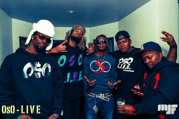 SLove1of1's tweet image. #OsOLIVE on all our clothes