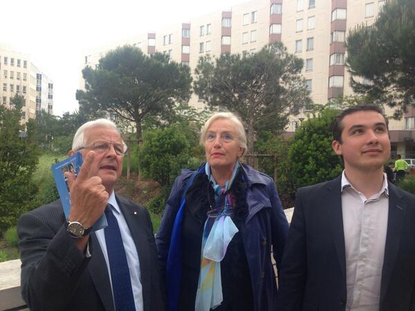 GeoffreyCarva's tweet photo. Visite du Quartier du Pavé Neuf avec Brigitte Marsigny et @Claude_Capillon colistiers de Seine-Saint-Denis ! @IDF2014 http://t.co/l6dDzHInru