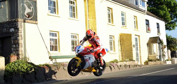 mundomotero's tweet photo. Mañana comienza el Tourist Trophy de la Isla de Man 2014 | http://t.co/aI11H88k9w 
#iomtt2014 http://t.co/BmXBXeXhCC
