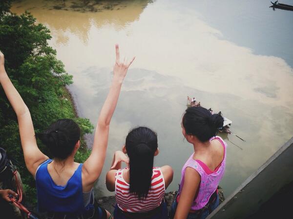 ngerasain terjun dari jembatan 35meter dan gelayutan di seutas tali?! 
Tour of Beauty hari ini pkl 09.45 wib <a href="/TRANS7/">TRANS7</a>