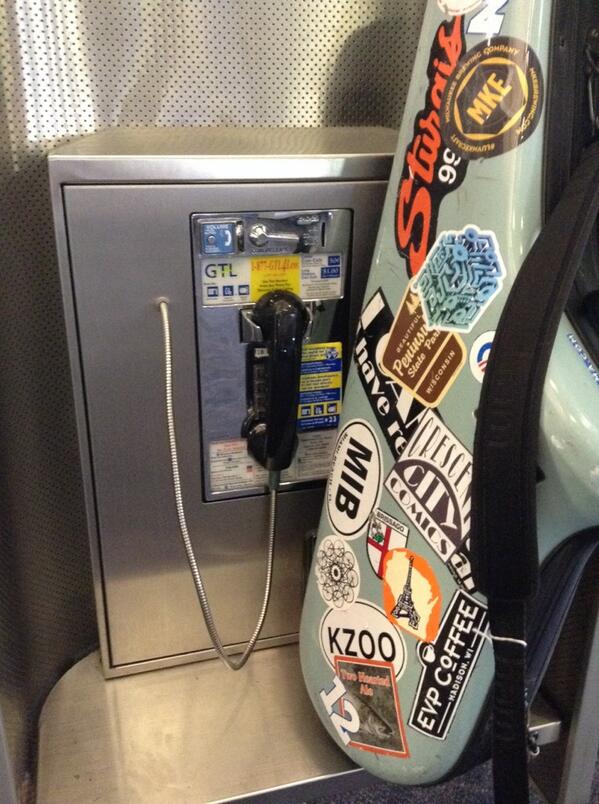 rocohly's tweet photo. Sax o phone at laguardia http://t.co/GanB1NRGiK