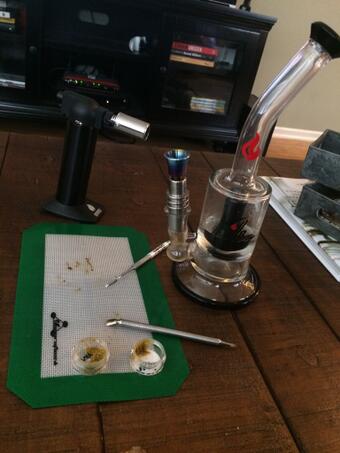 Morning #dabs #bho #wax #MauiWaui http://t.co/Dw1vdh1e4w<a href="/tag/dabs"class="tags">#dabs</a><a href="/tag/bho"class="tags">#bho</a><a href="/tag/wax"class="tags">#wax</a><a href="/tag/mauiwaui"class="tags">#MauiWaui</a>