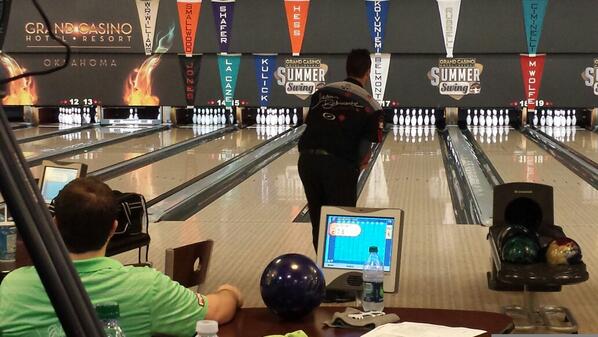cleanbowling tweet picture